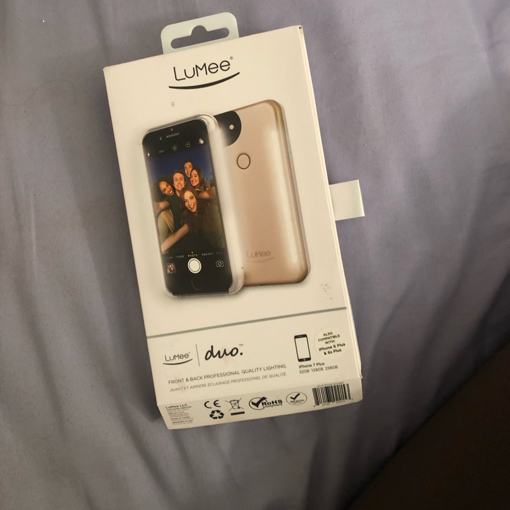 Lumee gold case